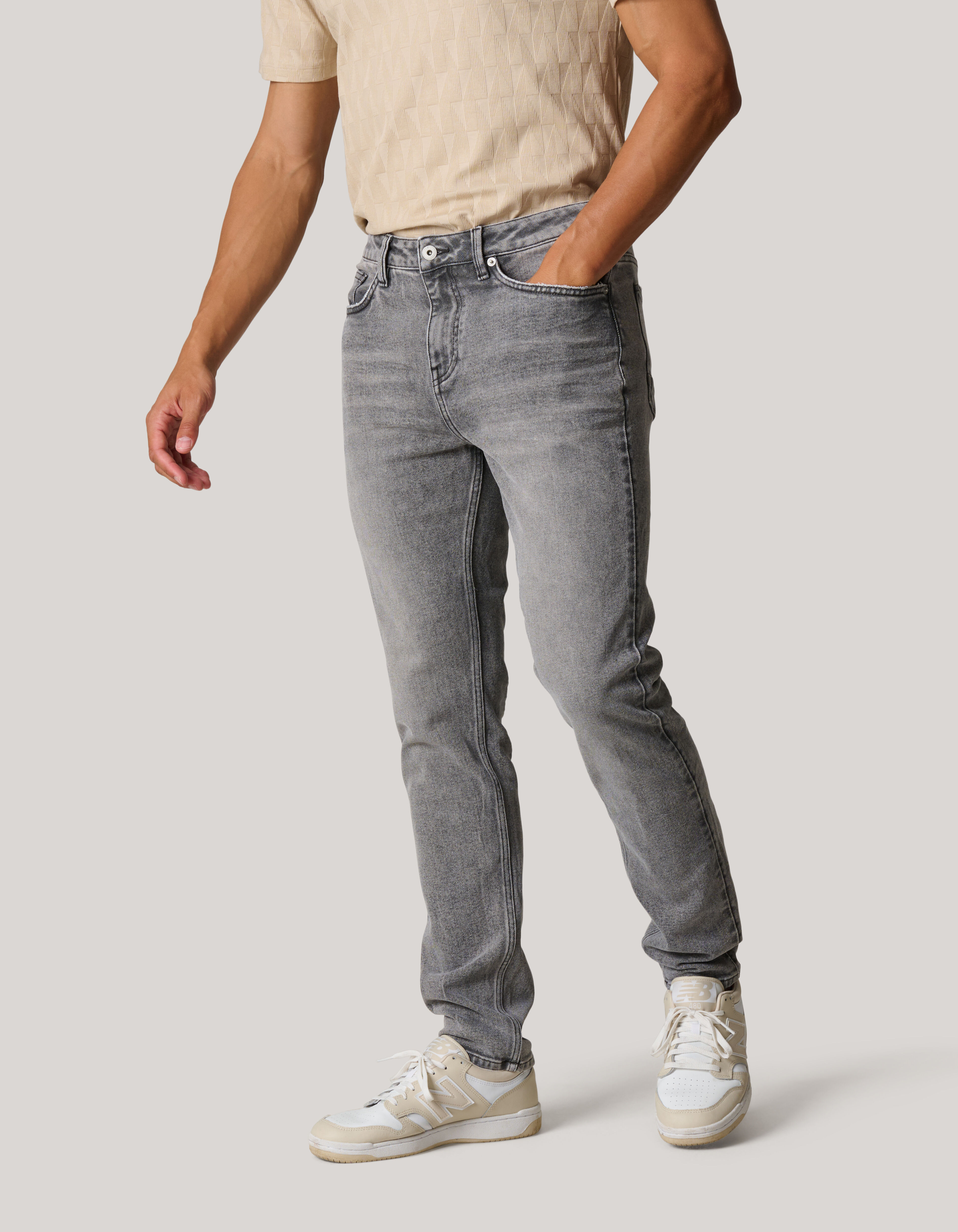 Tapered Fit Jeans Grijs L32 SHOEBY MEN