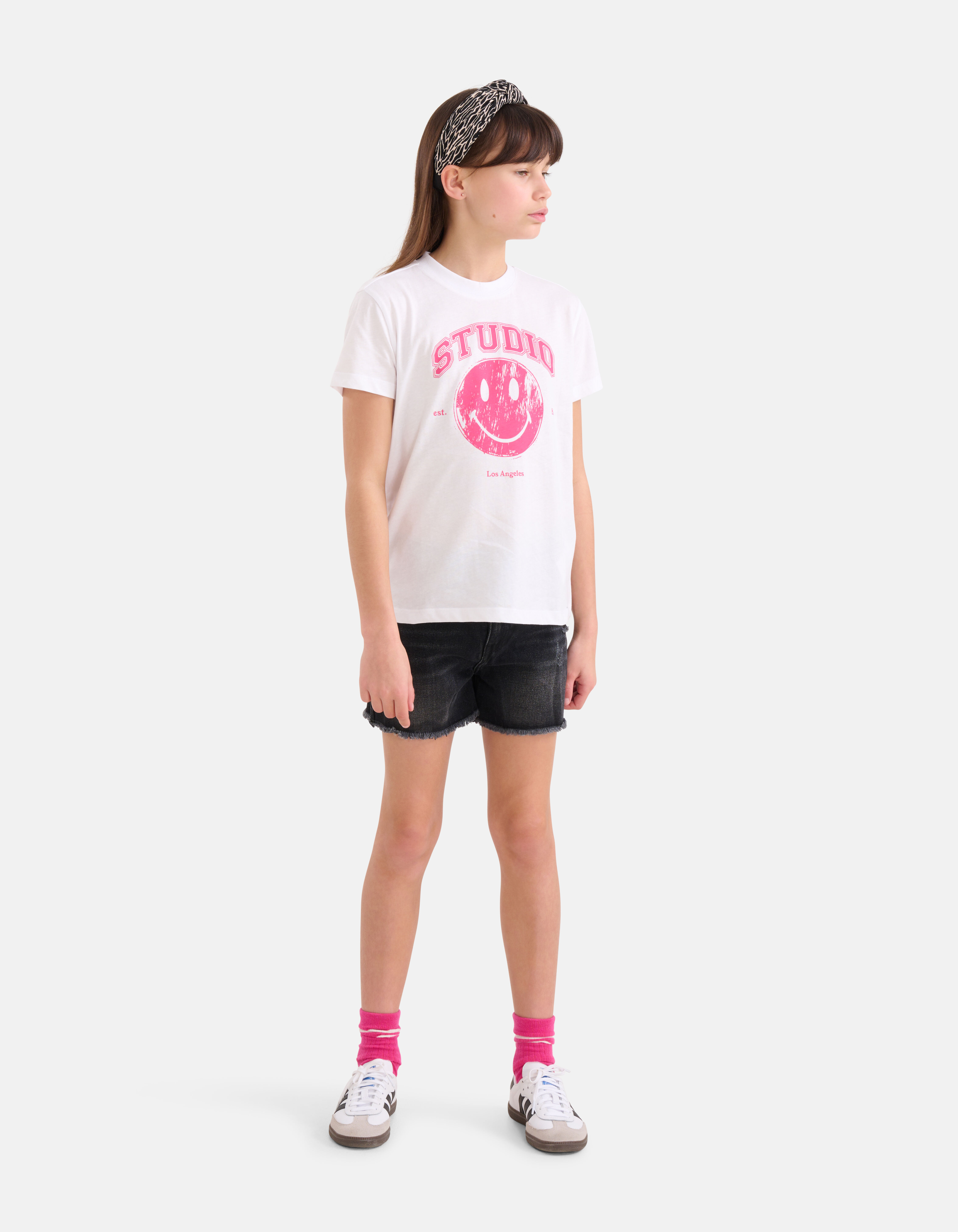 Smiley Artwork T-shirt Wit SHOEBY GIRLS