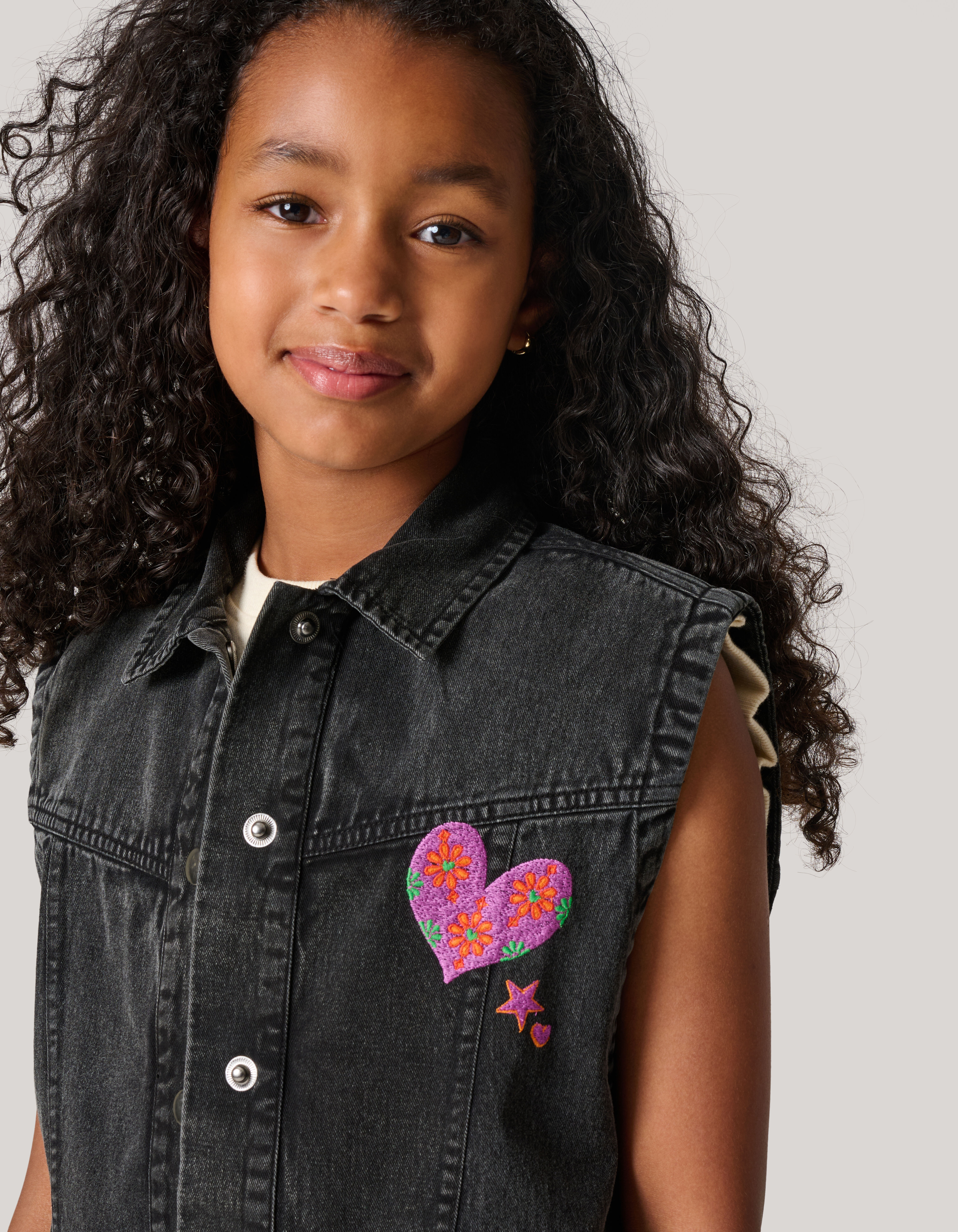 Embroidery Gilet Donkergrijs SHOEBY GIRLS