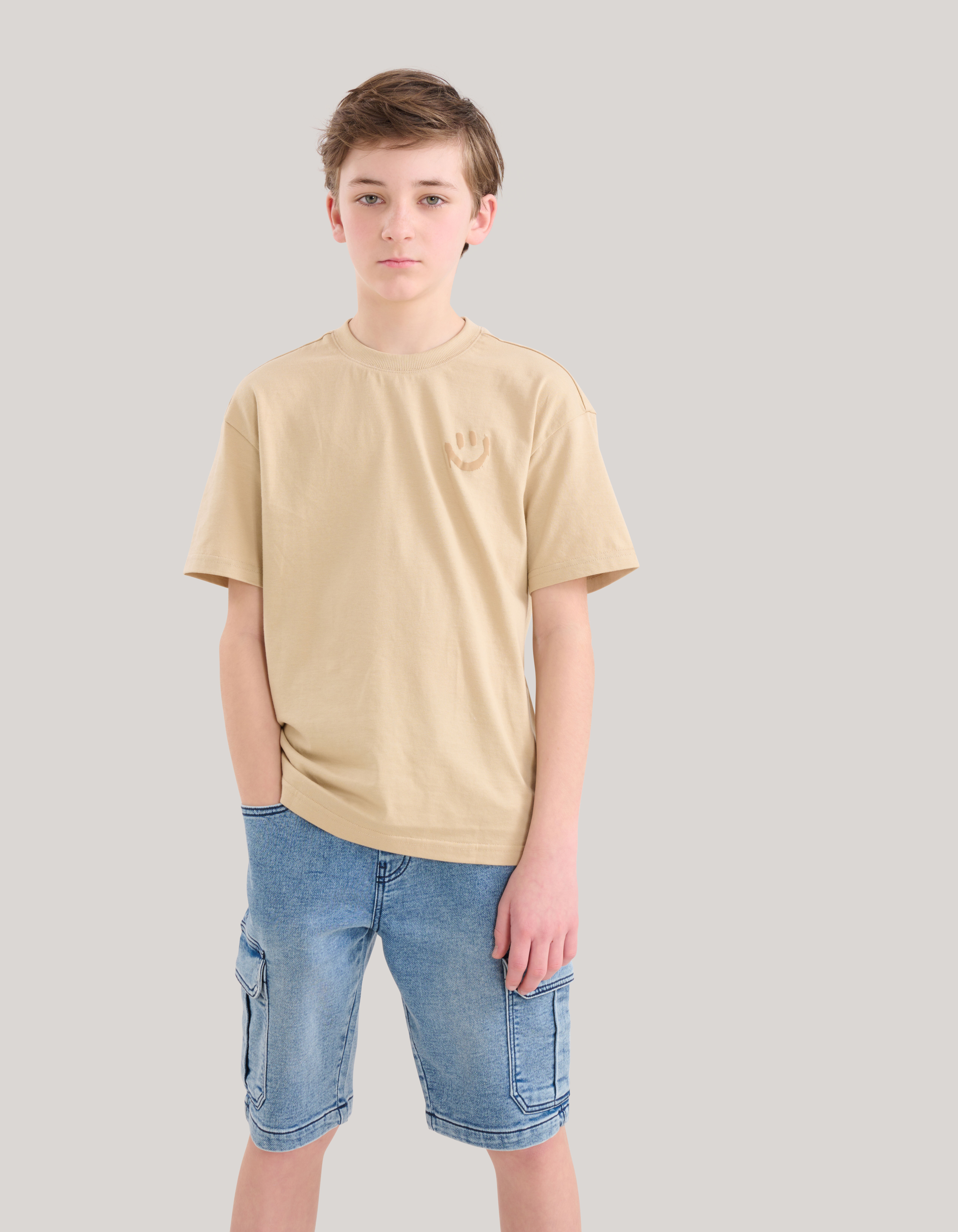 Smiley Artwork T-shirt Beige SHOEBY BOYS