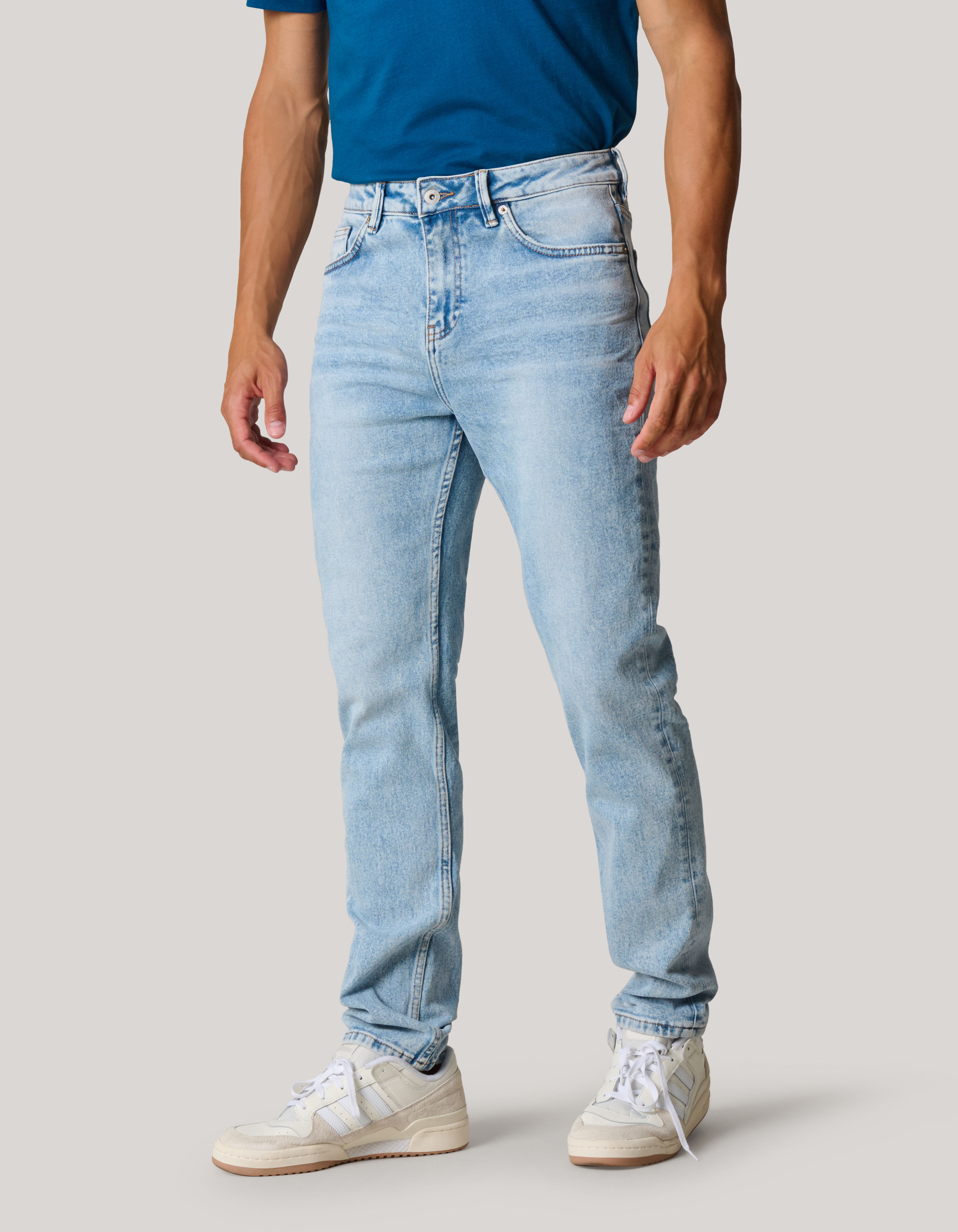 Tapered Fit Jeans Lichtblauw L32 SHOEBY MEN